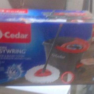 O'Cedar Easywring Mop